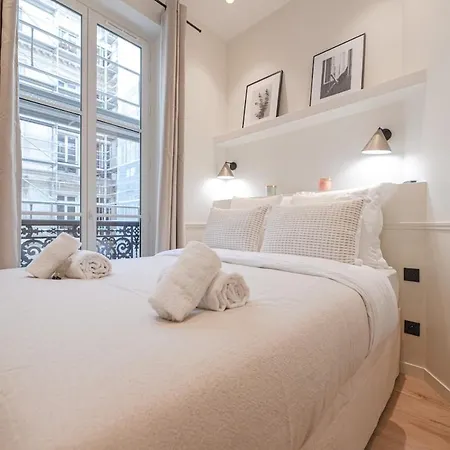 Luxury 3 Bedrooms Flat - Grands Boulevards Apartment Paris