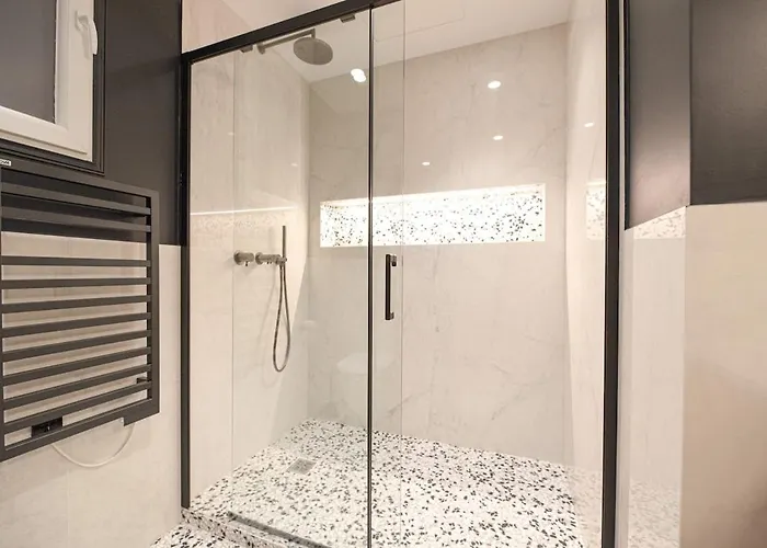 Appartement Luxury 3 Bedrooms Flat - Grands Boulevards